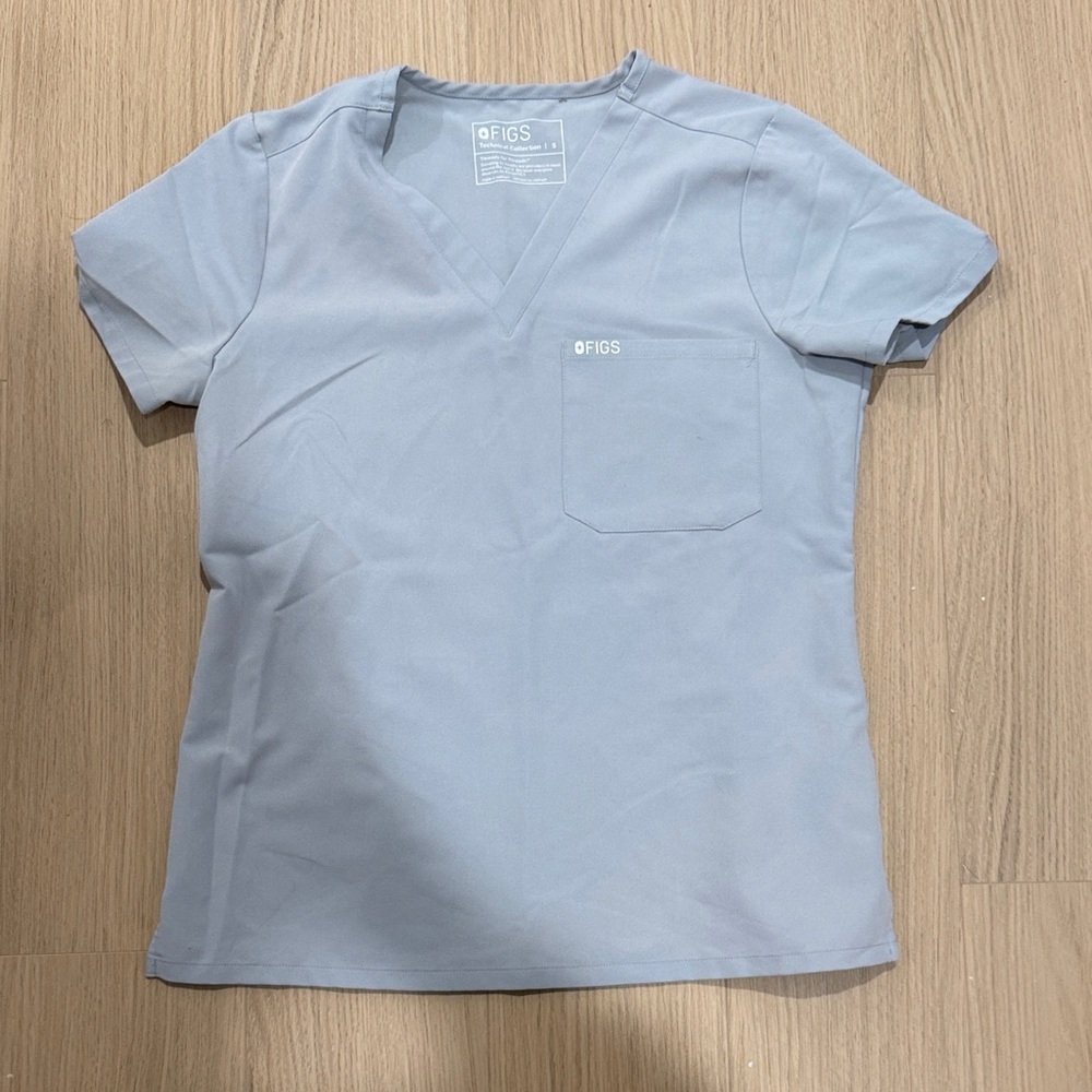 Figs Woman’s Scrub Top